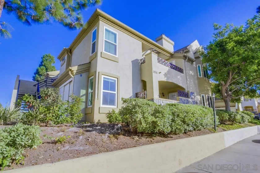2015 Lakeridge Circle #102 photo 1