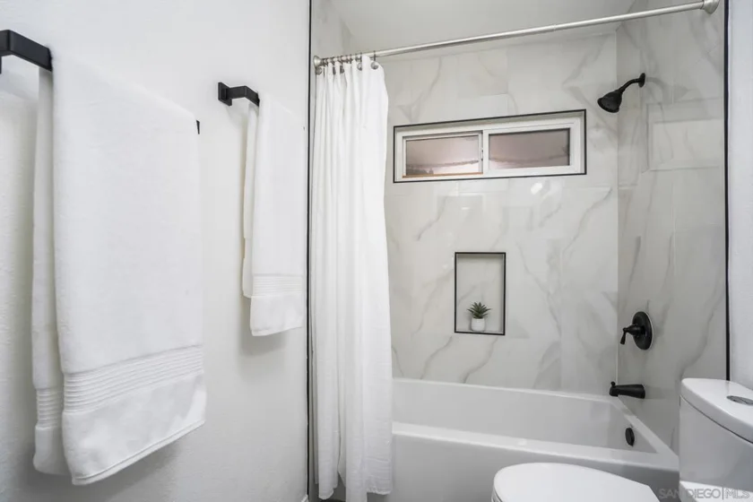 2388 Grand photo 26