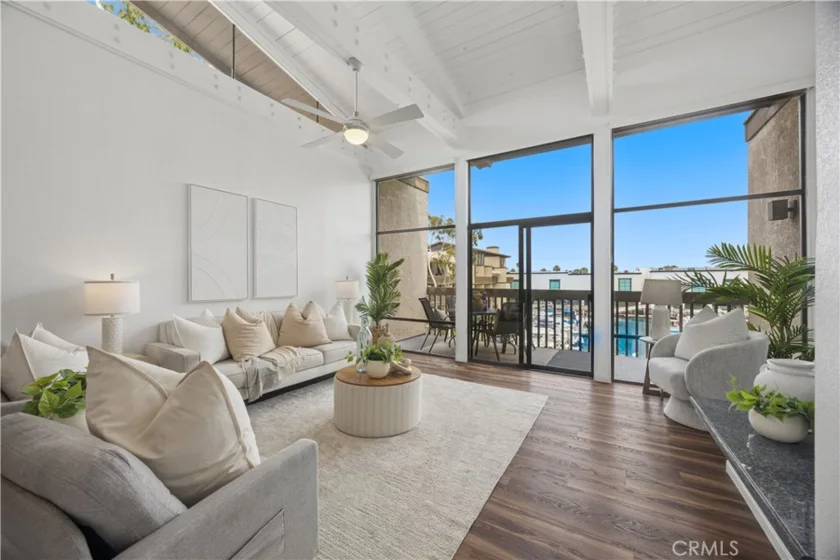 7303 N Marina Pacifica Drive photo 17