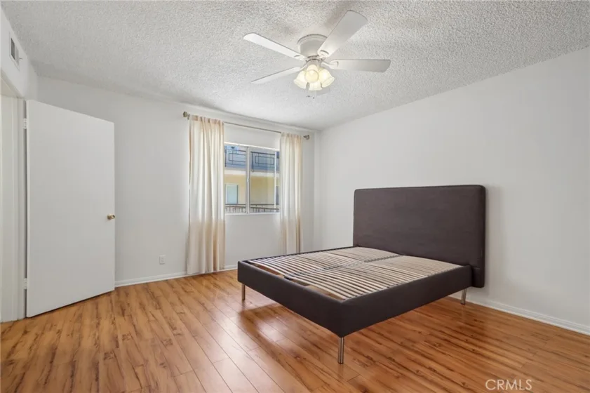 4358 Mammoth Avenue #14 photo 15