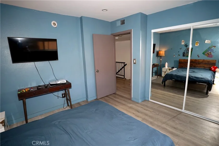 18954 Sherman Way #3 photo 34