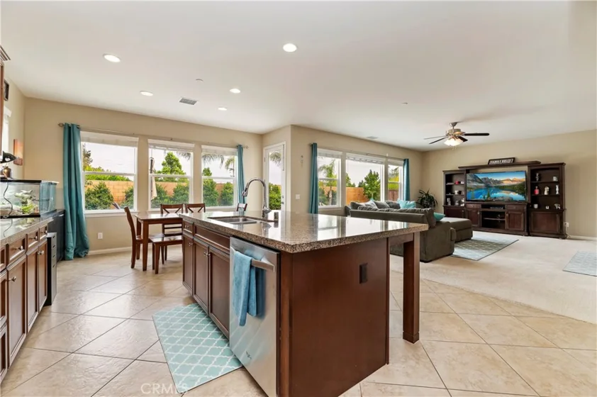 29982 Boathouse Photo