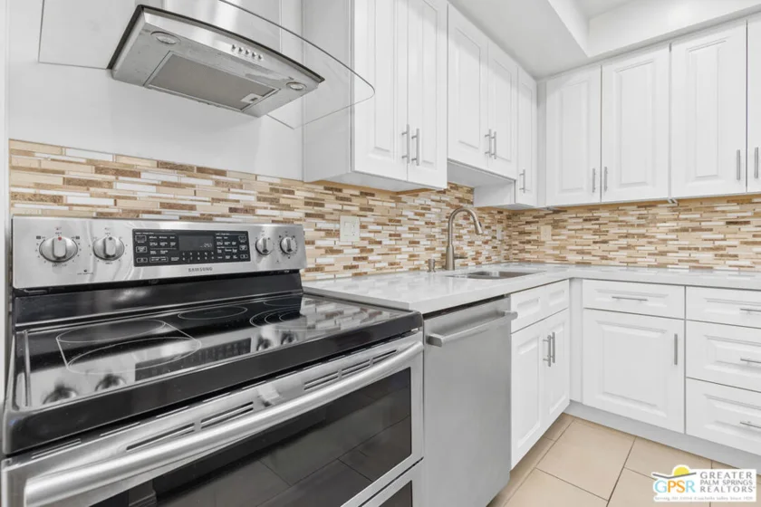 1401 Valley View Road #321 photo 12