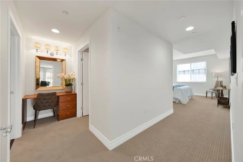 1726 S Bentley Avenue #403 photo 5