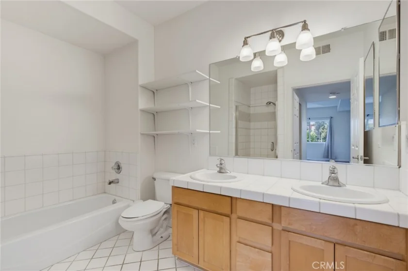 9610 Zelzah Avenue #203 photo 10