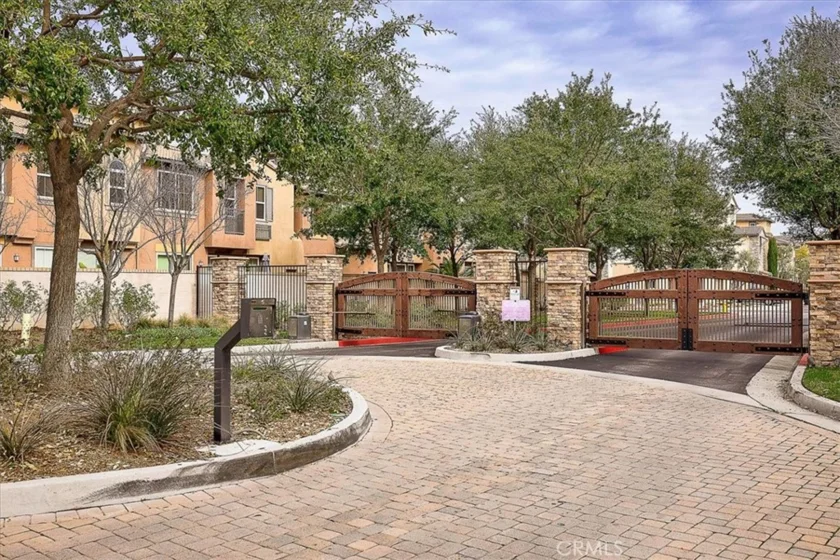 44972 Bellflower photo 11