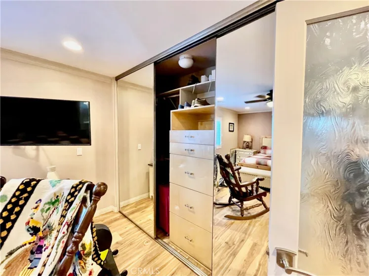 721 W 27th #1 photo 22