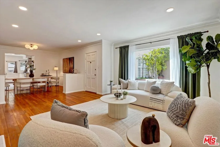 1346 N Crescent Heights Boulevard #1 photo 2