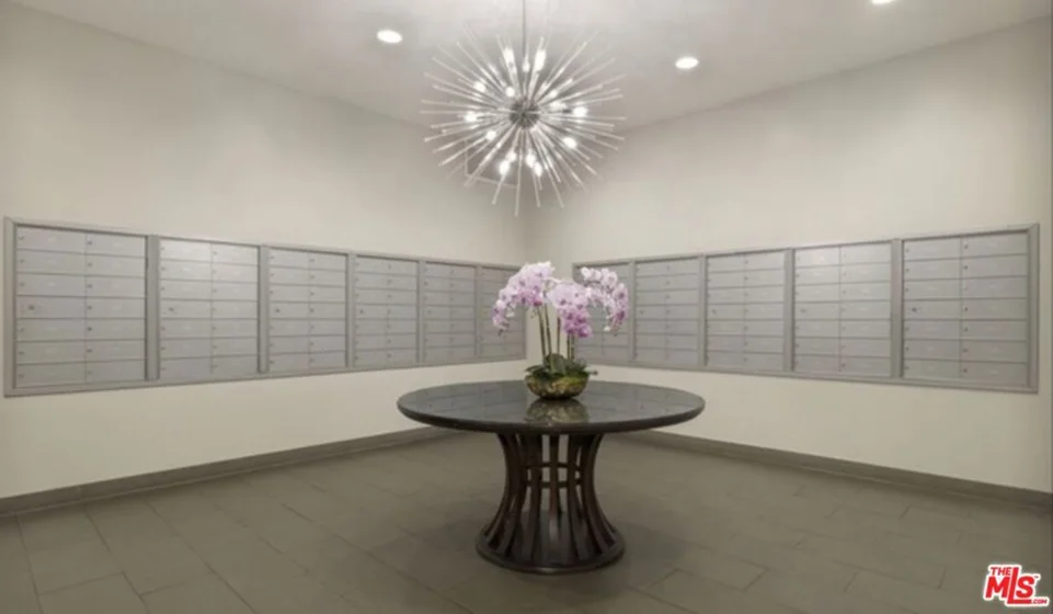 10501 Wilshire Boulevard #1508 photo 21