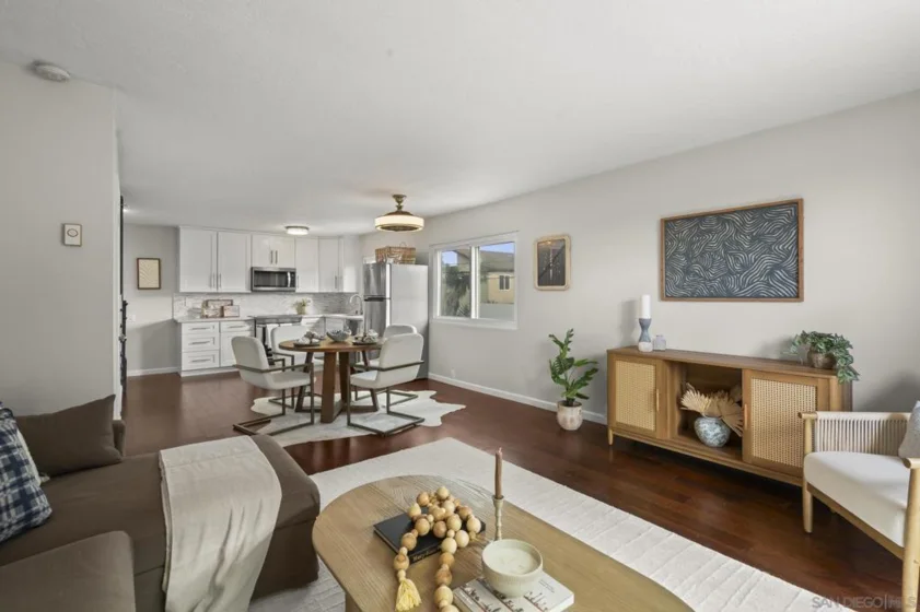 4477 Mentone Street ##211 photo 1