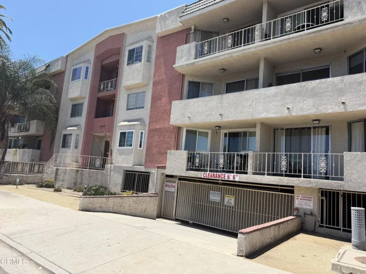 4705 Kester Avenue #116 photo 7
