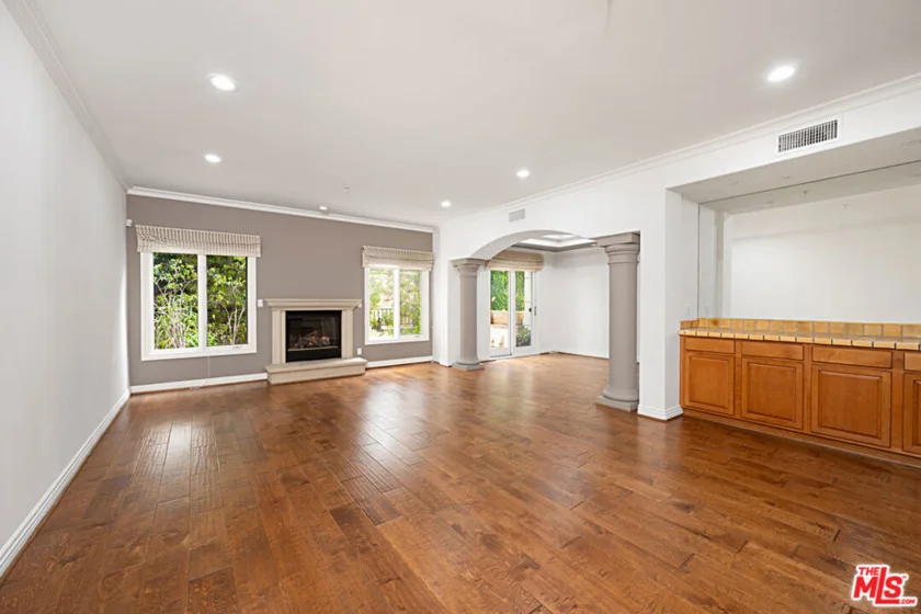 1217 Yale Street #103 photo 11