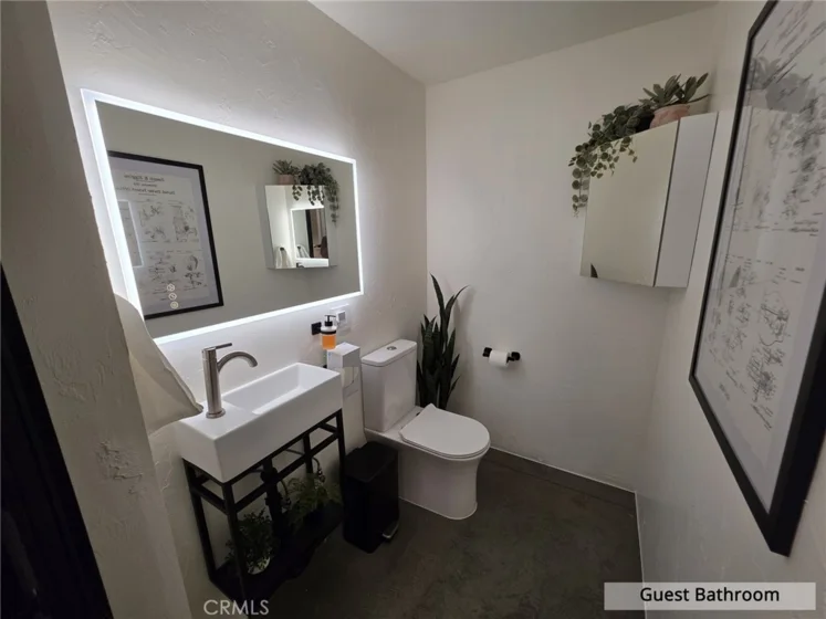 835 Locust #518 photo 56