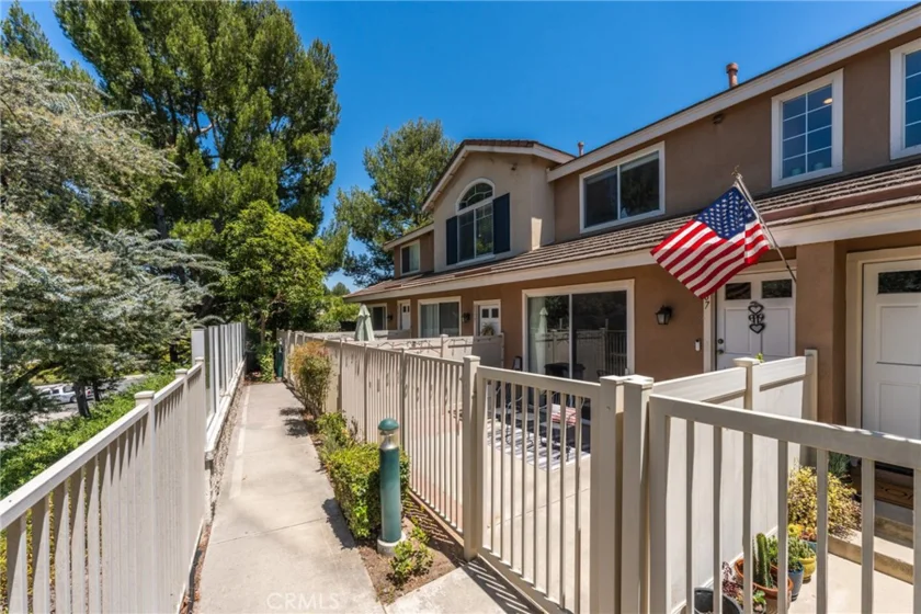 8567 E Tioga photo 27