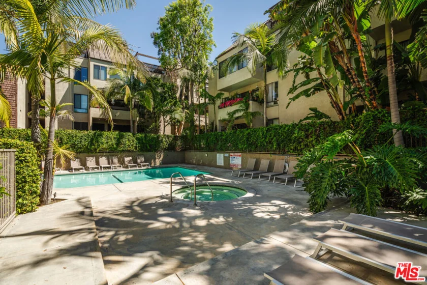 950 N Kings Road #168 photo 14