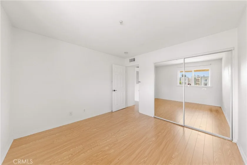 64 N Mar Vista Avenue #327 photo 10