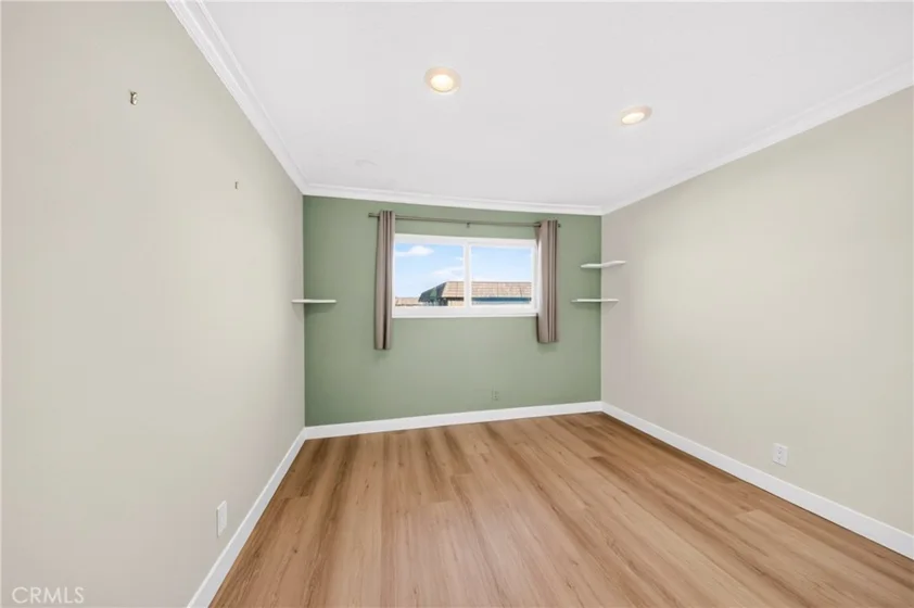 4657 Larwin photo 13
