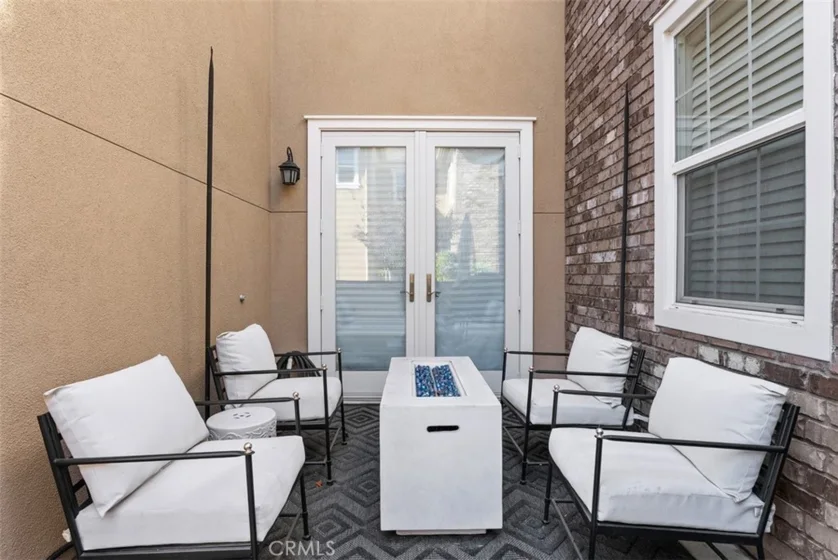 1487 Montgomery photo 6