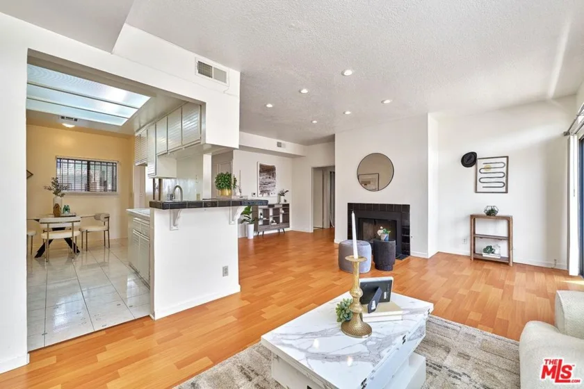 431 S Kingsley Drive #205 photo 13