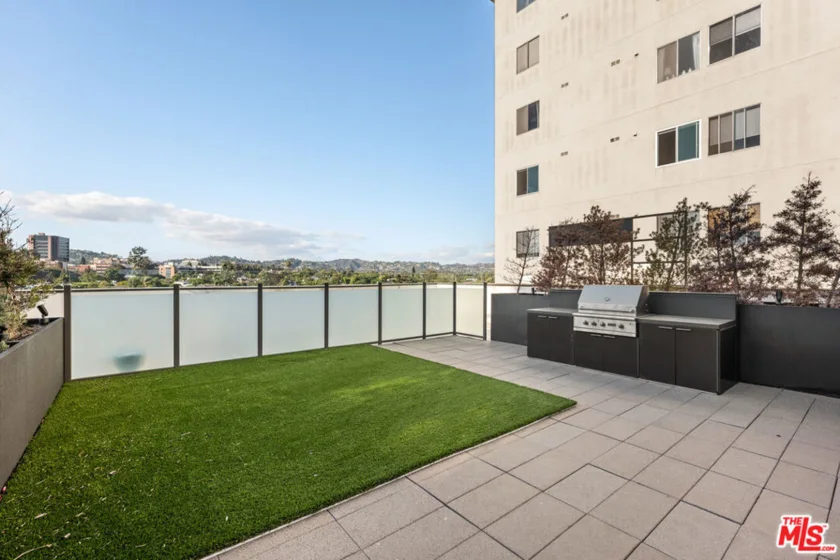 10777 Wilshire Boulevard #201 photo 4
