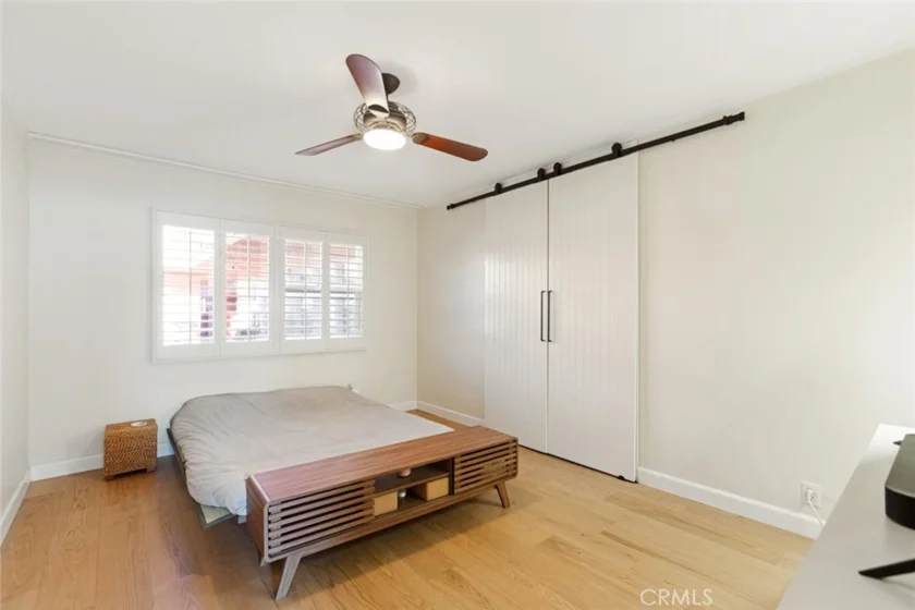 1023 E 1st Street #19 photo 6