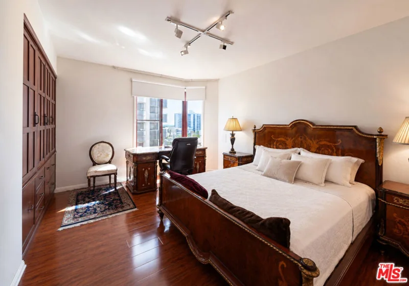 10550 Wilshire Boulevard #1001 photo 20