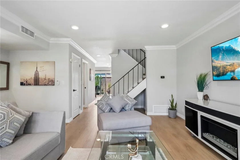 25308 Crocker photo 3