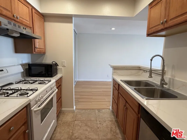1118 Valencia Street #219 photo 7