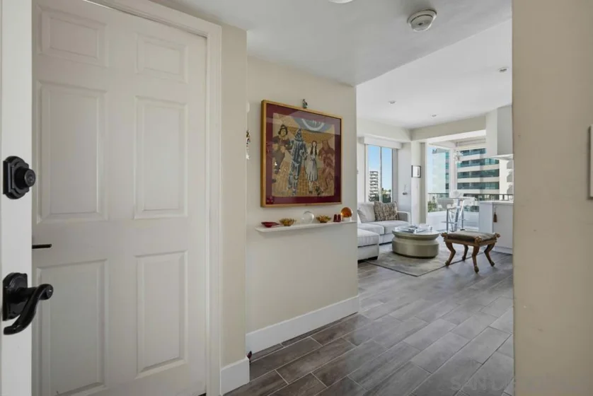 10501 Wilshire Boulevard #1005 photo 4