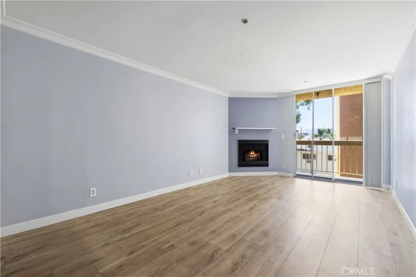5143 Bakman Avenue #320 photo 1