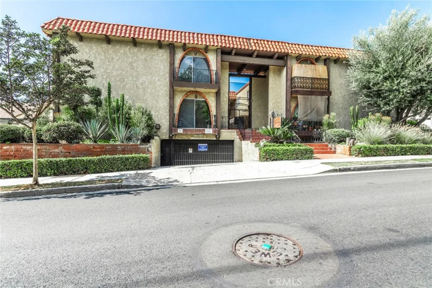 727 N Eucalyptus Avenue #1 photo 1