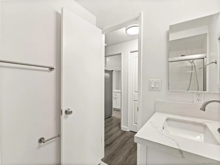 4057 Brant St Unit 8 photo 8