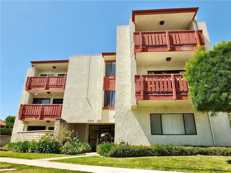 4591 Orange Avenue #306 photo 1