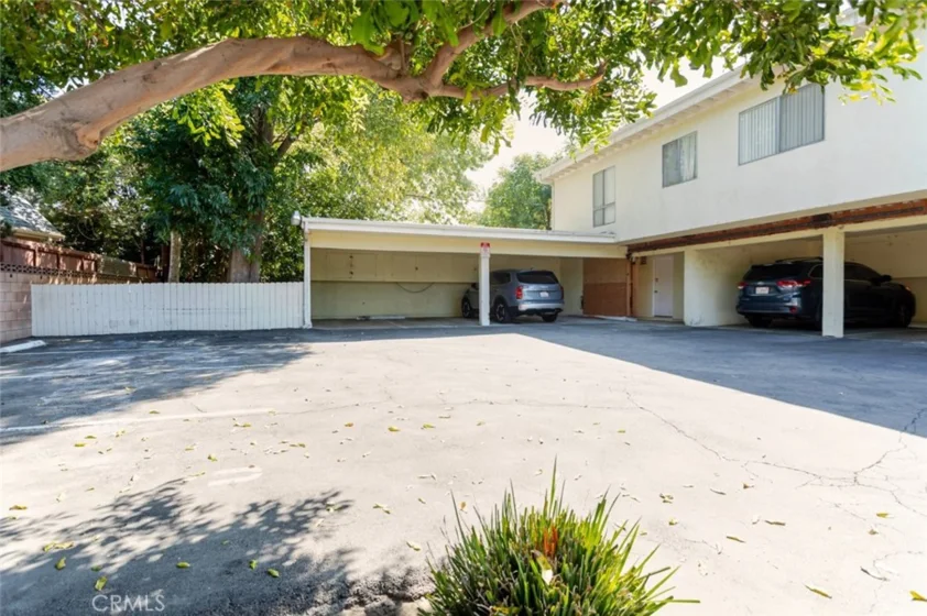 16733 Parthenia Street #5 photo 14