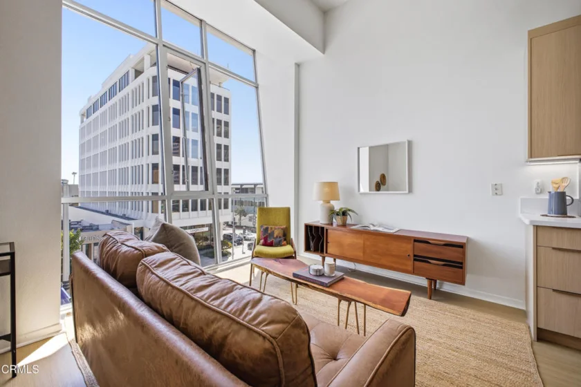 175 S Lake Avenue #314 photo 3