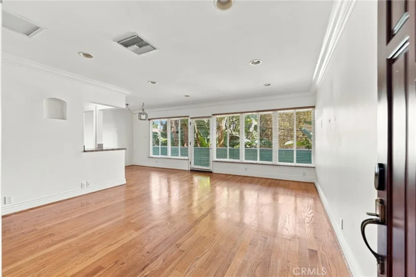 14934 Dickens Street #12A photo 1
