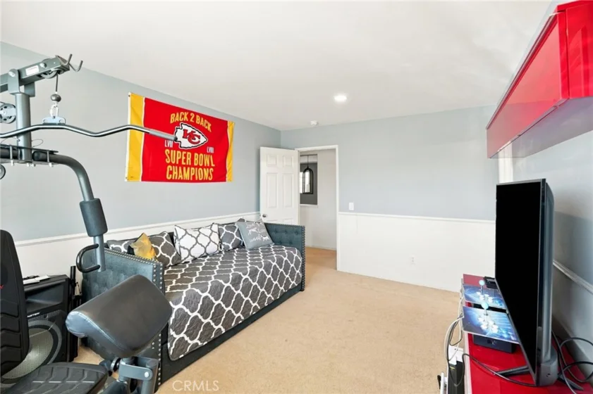 23682 Saratoga Springs photo 32