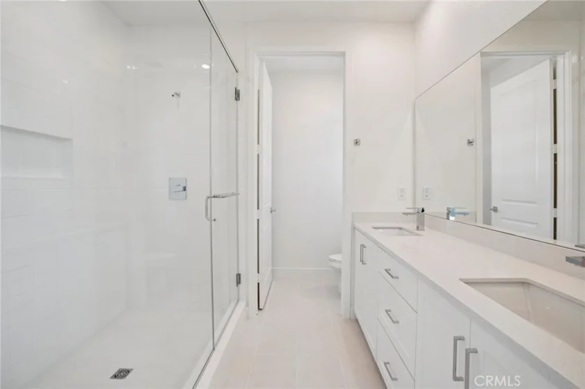 1675 Coral Sea Lane photo 29