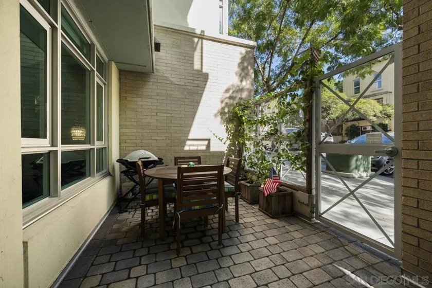 850 Beech Street #206 photo 5