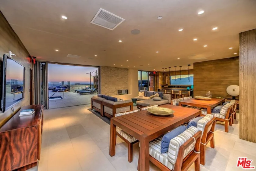 1755 Ocean Avenue #603 photo 32