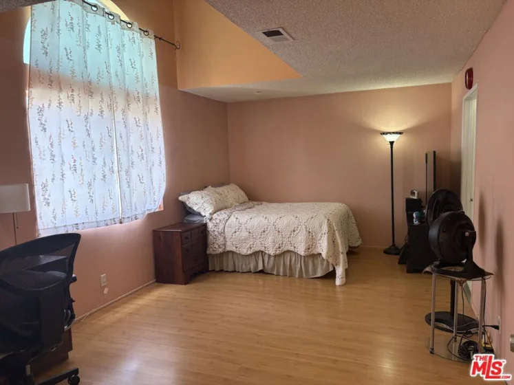 14411 Nordhoff Street #9 photo 29