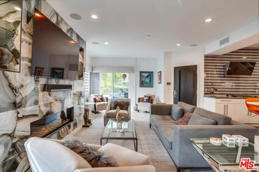 924 Palm Avenue #101 photo 1