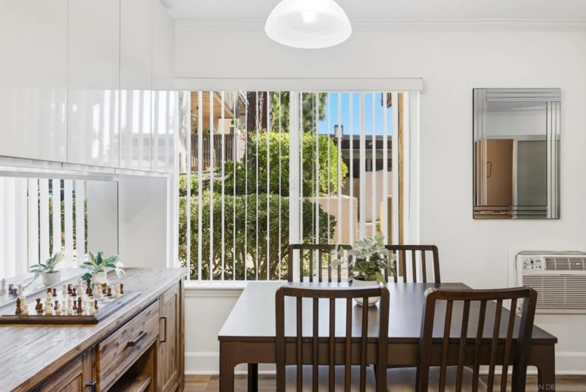 8581 Villa La Jolla #J photo 13