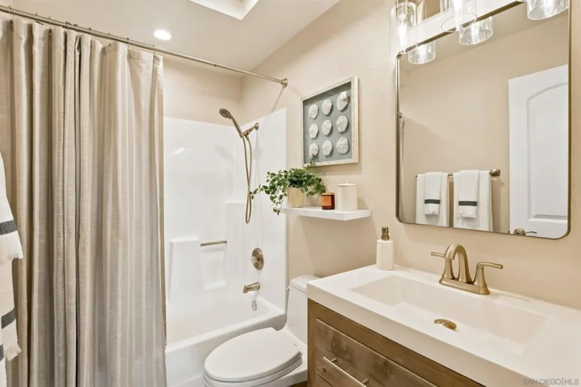 2608 Broadway #5 photo 5