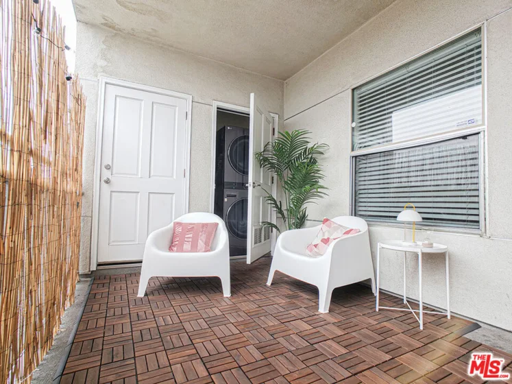1025 Dewey Avenue #205 photo 22