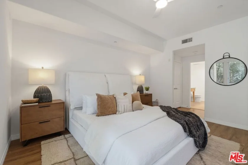 4050 Glencoe Avenue #315 photo 9