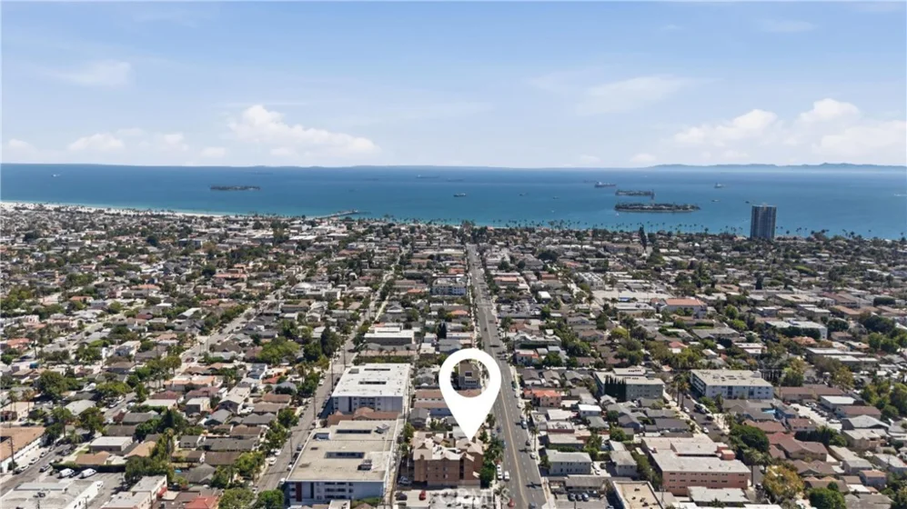 384 Redondo Avenue #401 photo 35