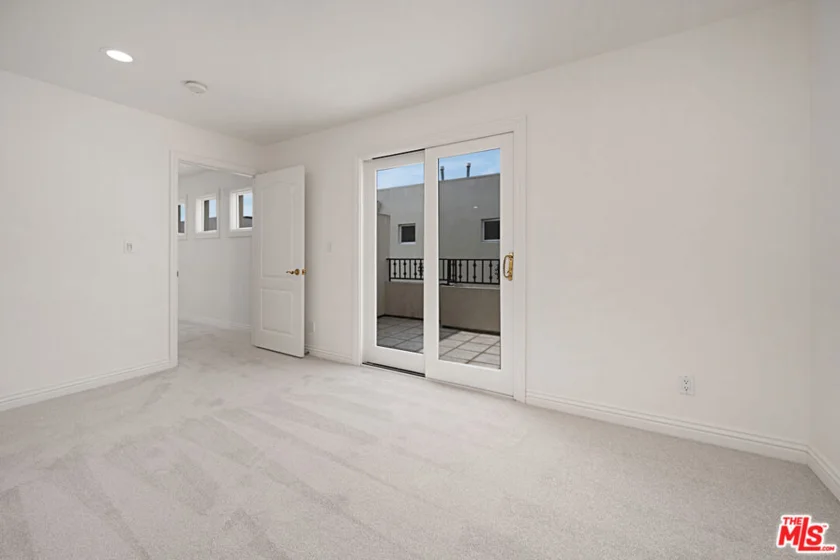 1217 Yale Street #103 photo 42