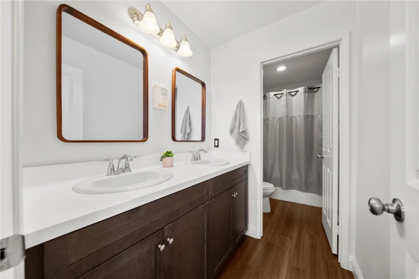 24237 Hazelnut Avenue photo 24