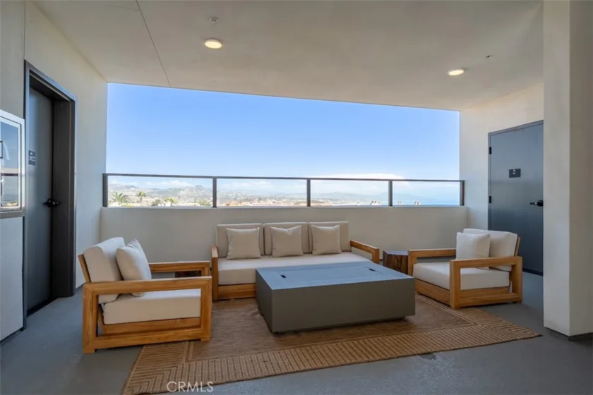 24722 Del Prado #302 photo 31
